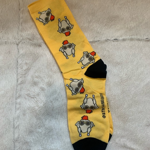 Never worn Friends pair of socks - Picture 2 of 2